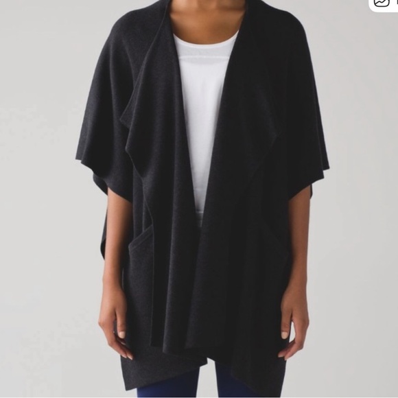 lululemon athletica Gray Sweater Wrap - Picture 1 of 5